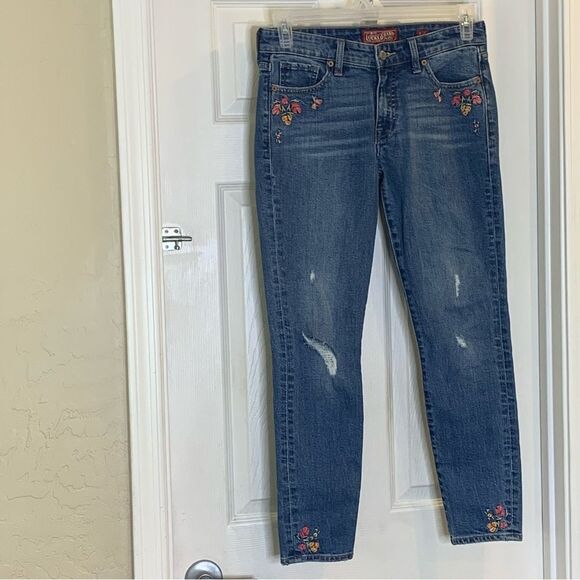 Lucky Brand Ava Skinny Floral Embroidered Distressed Jeans Size 2 - Picture 3 of 10